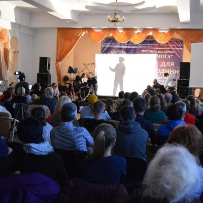 30515944 2071892833081165 1694092967360331776 O