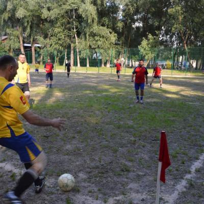 36806949 2130150160588765 5975755257836208128 O