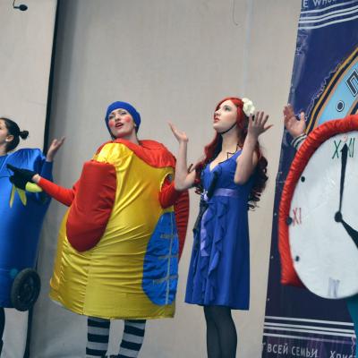 49431926 2261433404127106 306324682527735808 O